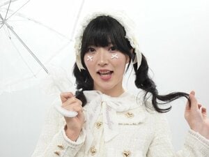 「急に来たヤツが“世界一かわいい”…何やコイツ」さくらあやが伊藤麻希に噛みついて…「まさかのロリータ衣装」スターダム“かわいい論争”の内幕