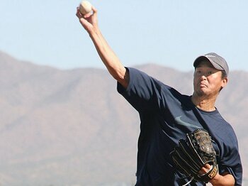 MLB復帰へ狼煙を上げた大家友和。37歳にして進化するナックルボーラー。＜Number Web＞ photograph by Kyodo News
