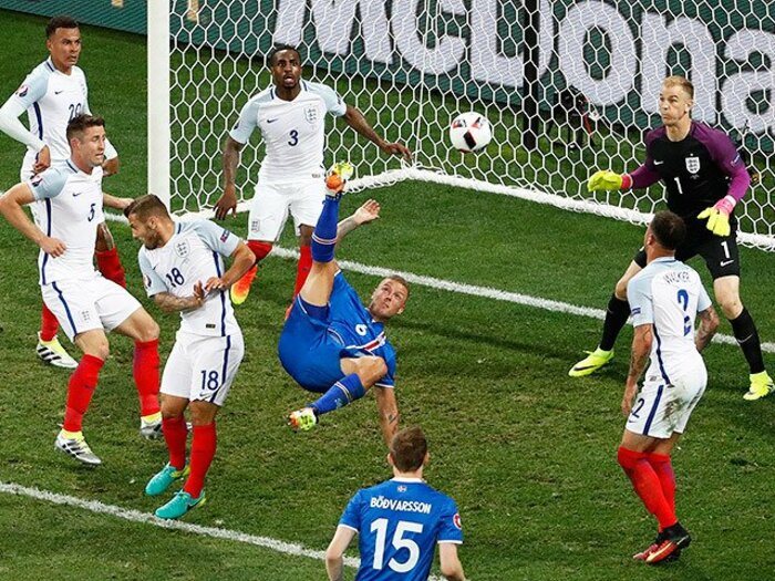 EUROのサッカーは標準化しているか。抗うのはドイツ、スペインら数カ国。<Number Web> photograph by AFLO