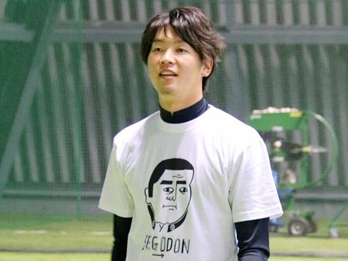 ロッテ開幕投手は二木康太が奪う!薩摩隼人がノホホンから一転……。<Number Web> photograph by Kyodo News