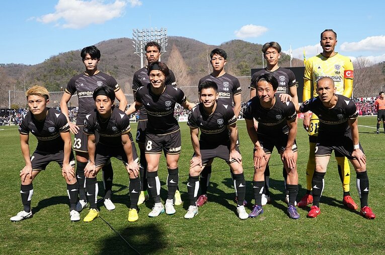 ルヴァン杯鹿島戦、栃木Cのスタメン ／ photograph by Masashi Hara/Getty Images