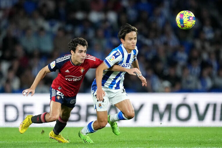 オサスナ戦の久保　©Getty Images