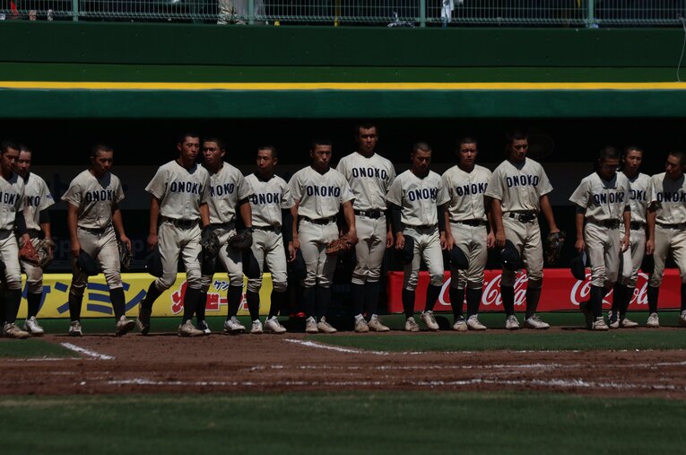 準決勝で東洋大姫路に敗れた小野高校。国公立大の合格者が100人を優に超える県立進学校が、なぜこれほどの躍進を見せたのだろうか　©Fumi Sawai