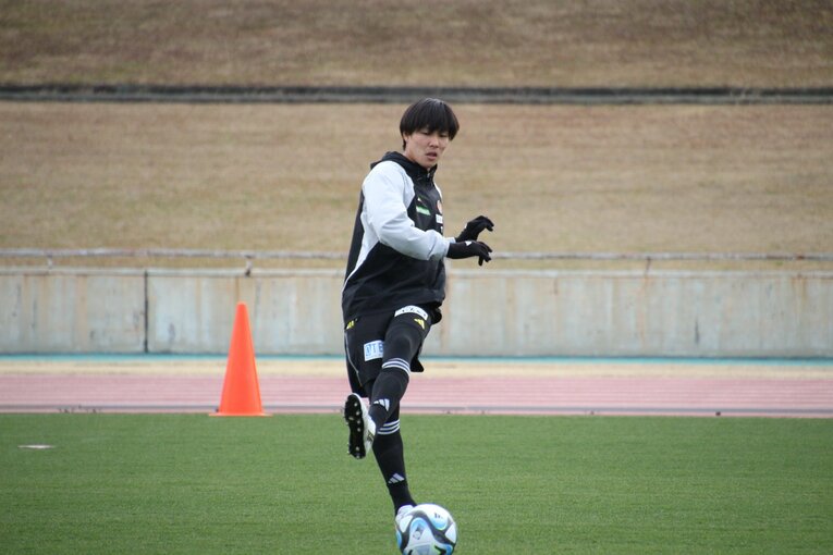 産業能率大学からベガルタ仙台に加入したFW菅原龍之助　©︎Vegalta