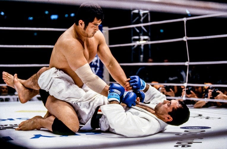 号泣する桜庭和志、高田延彦のハッピーエンド、伝説のミルコvs.ノゲイラ… カメラマンが目撃したMMA東京ドーム大会の衝撃の瞬間(10)