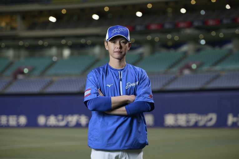 浅尾拓也・投手コーチ（40歳）　©Hirofumi Kamaya