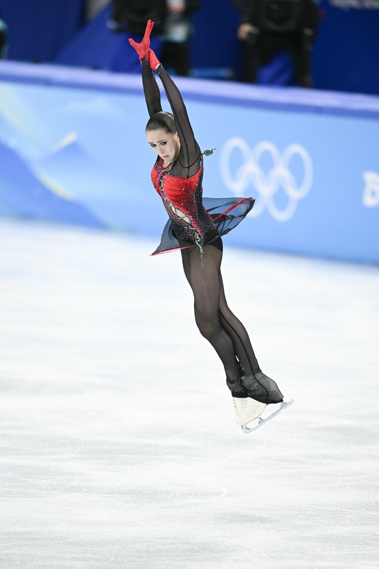 【五輪フィギュアの魔物】北京五輪でのワリエワ（写真は右に続きます）　©Asami Enomoto/JMPA