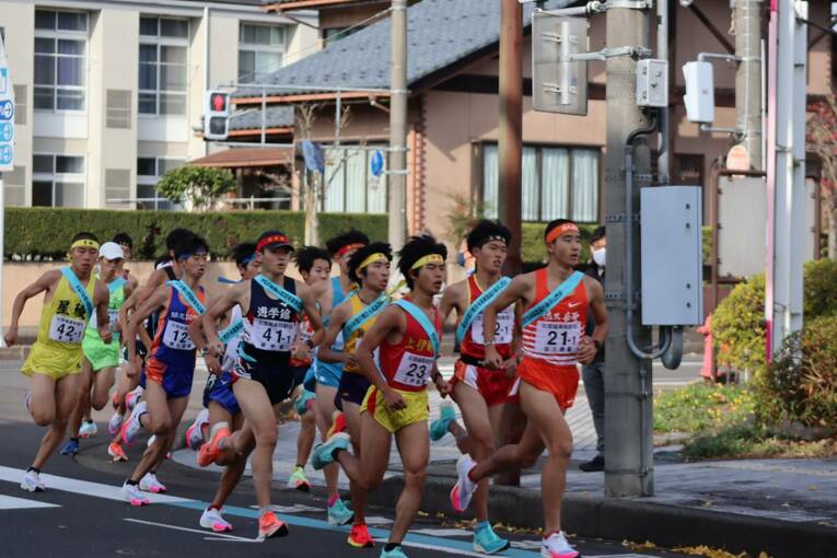 「なぜ高校無名ランナーが箱根駅伝有力大学入りできた？」“全国3位になった高3ランナー”の青春は2度死んだ…いま、部活で起きている悲劇(10)