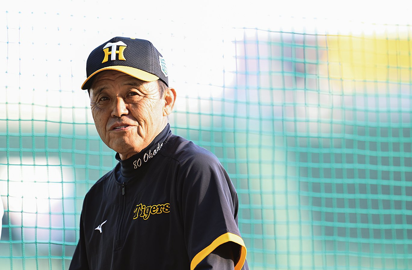 ボブルヘッド フィギュア2024＊岡田彰布監督 Amazon.co.jp: 阪神タイガース 2024年 岡田彰布監督 胴上げ
