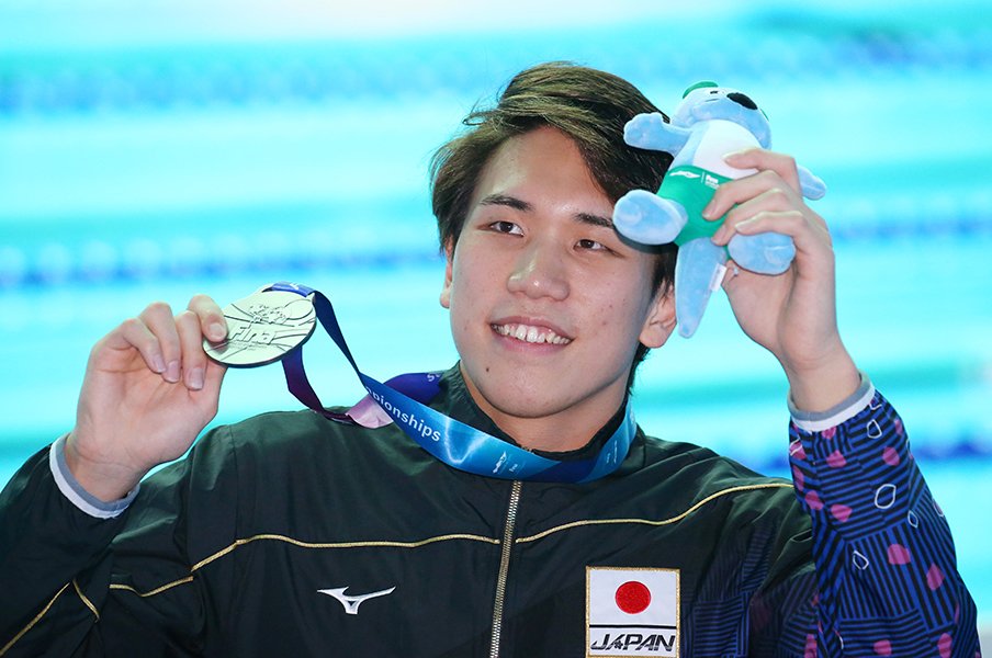 松元克央の快挙。~自由形200mの銀メダルの価値~<Number Web> photograph by AFLO