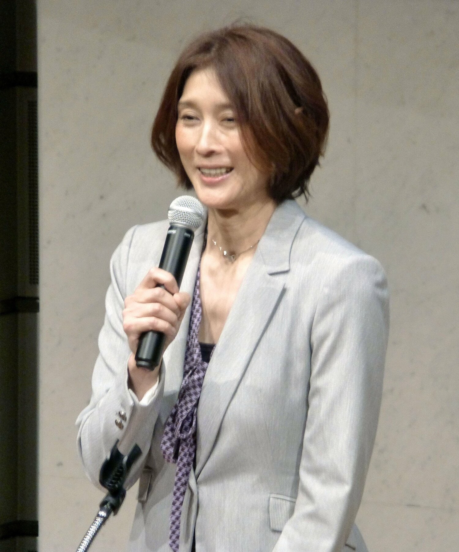 「監督が怒ってはいけない大会」を主催する益子さん。怒らない指導の重要性を伝えている©KYODO