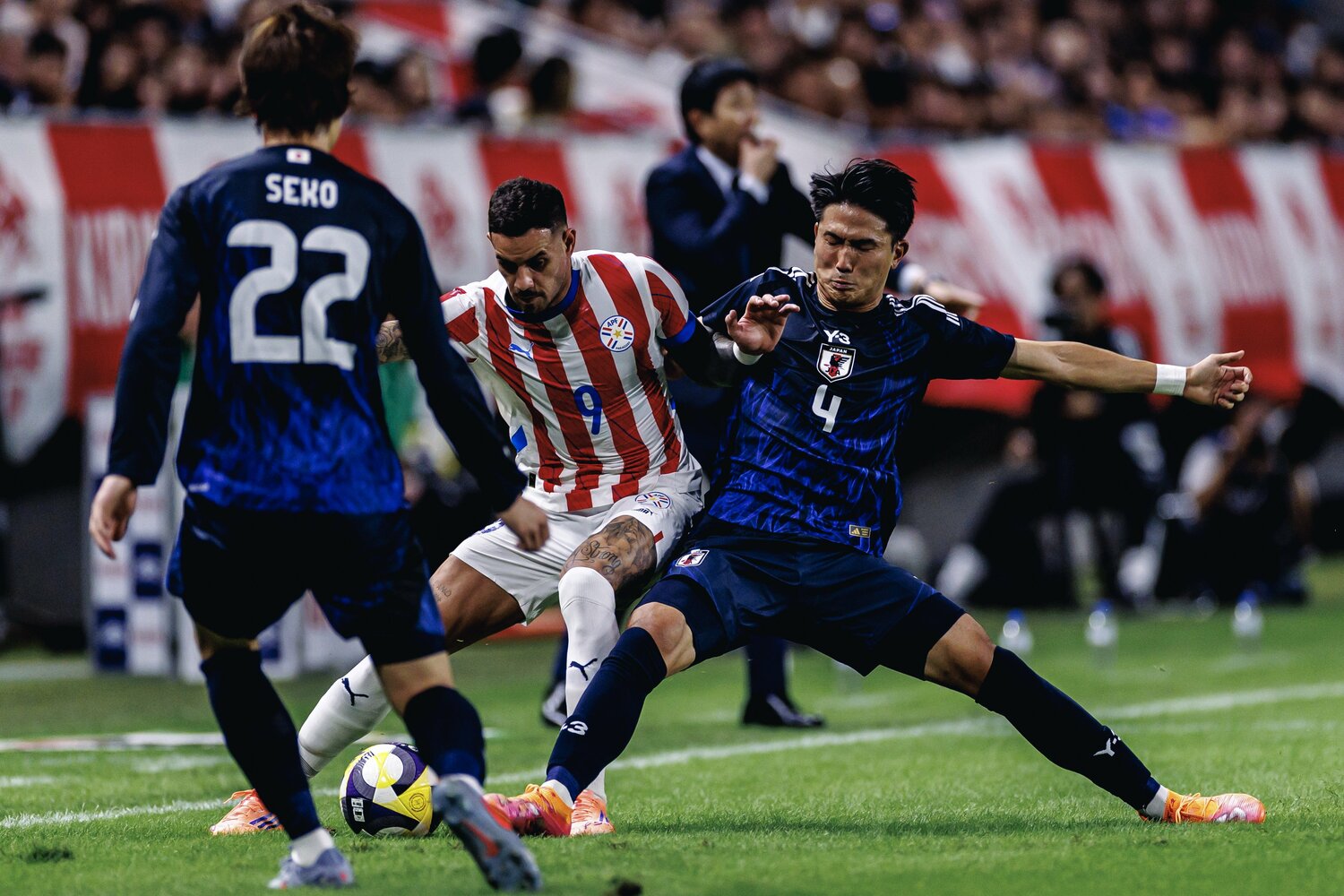 ハイプレスよりも自陣で構える時間が長くなってしまった ©Kiichi Matsumoto