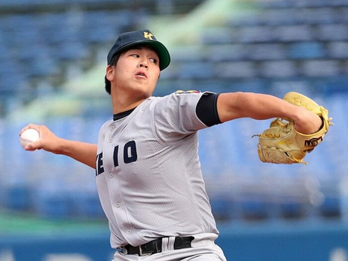 “黒田の後”を託された慶應ボーイ。広島1位・加藤拓也は相当いいぞ。＜Number Web＞ photograph by NIKKAN SPORTS