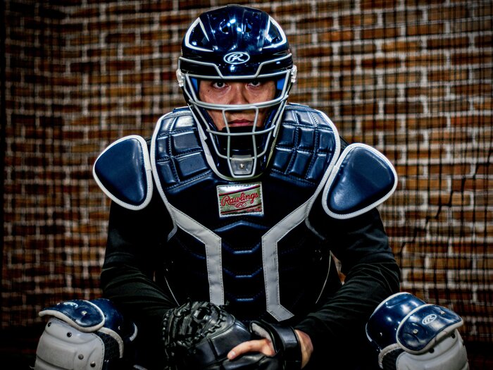 「プロの捕手に、構え方から」!? “素人”YouTuberがなぜ最強ソフトバンクでコーチを？…千賀滉大が「甲斐拓也もアレをやってくれたらなあ」＜Number Web＞ photograph by Hiromu Midorikawa