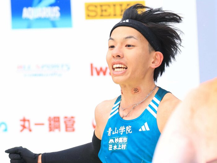 大阪マラソンで黒田朝日が学生記録を更新…なぜ青学大はマラソンで成功できる？「普段のレースと変わらず準備、40km走ナシ」でも快記録連発のワケ＜Number Web＞ photograph by JIJI PRESS