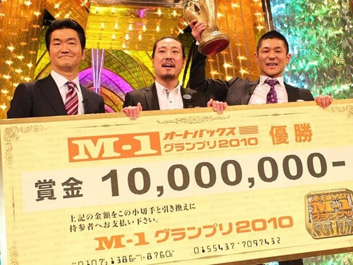 「紳助さんが冷水をぶっかけるんです」笑い飯がいま明かす初期M-1の“殺気”…スリムクラブには「お前らの勝ちや」<Number Web> photograph by Sankei Shimbun