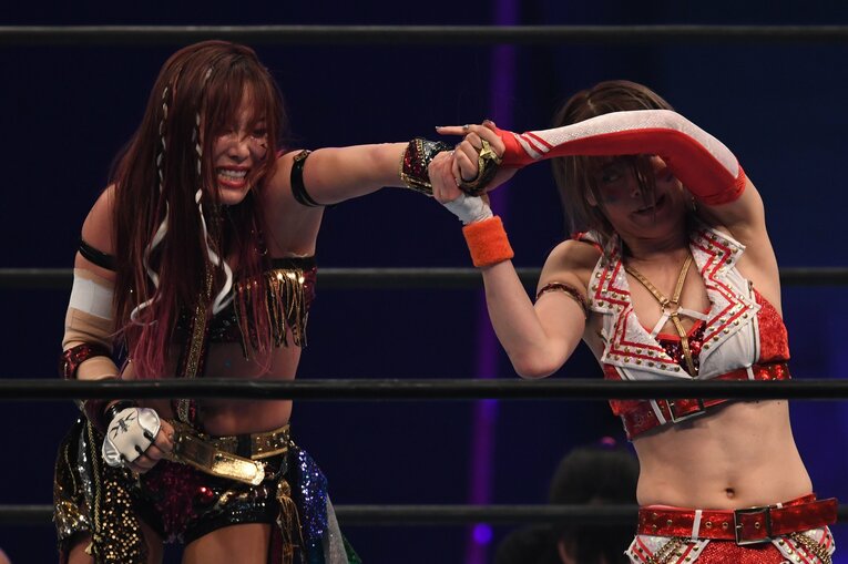 岩谷麻優vs.KAIRI