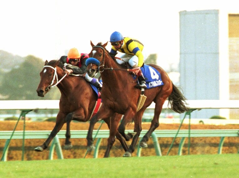 1995年の朝日杯を制したバブルガムフェロー　©Sankei Shinbun