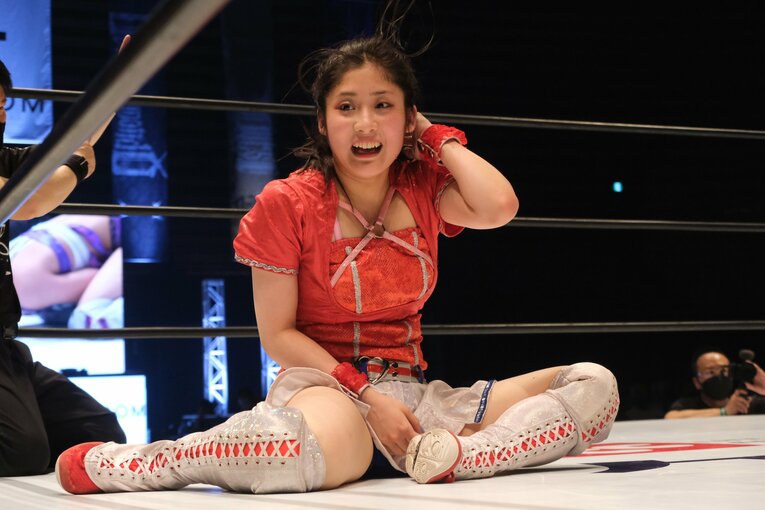 王者・AZMが「天才」と断言し溺愛する駿河メイ、その真の凄さとは？ ハイスピード王座戦で敗北もスターダムファンが熱狂した理由(39)