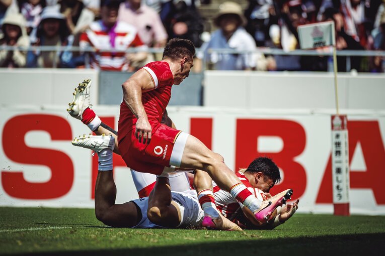 2015年W杯南アフリカ戦を彷彿とさせるトライシーン③。最後は10年前と同じフルバックの松永がトライを決めた　©︎Kiichi Matsumoto 