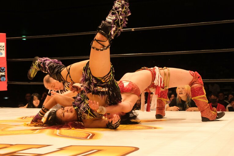 「日本スタイルも出し切った」イヨ・スカイが“WWEでは使えない大技”を…林下詩美が女子プロレス新団体で叶えた夢「今日は紫雷イオが見れた」(67)