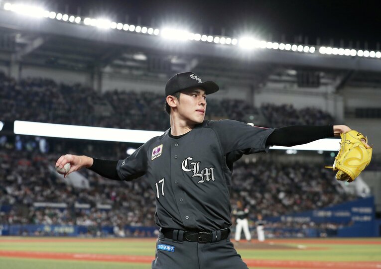 今季ここまでの佐々木朗希は球速がやや抑えられるケースがあった　©JIJI PRESS