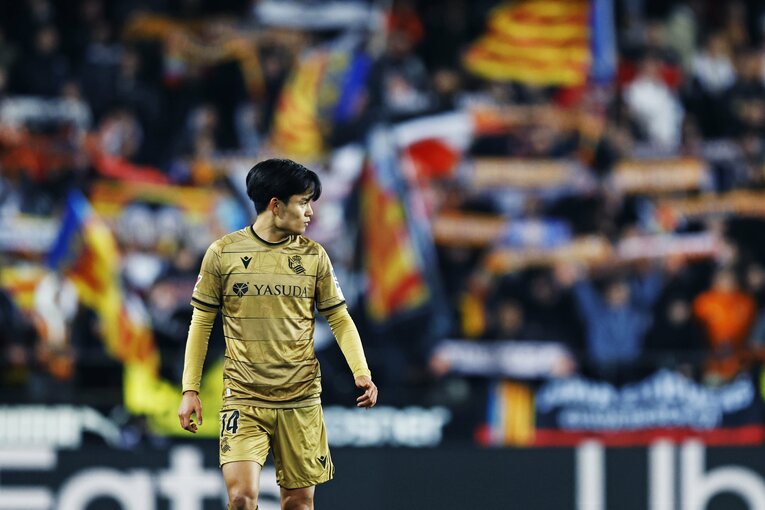 「書くに堪えない暴言が逆側で」久保建英への“人種差別ヤジ”現場で何が…撮影取材で見た背景「簡単に言い表せないけど」スペイン人も寂しそうに(7)