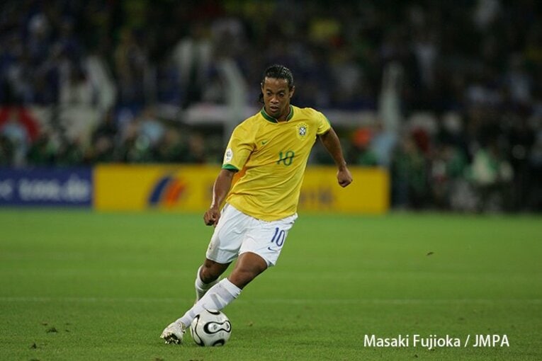 保釈ロナウジーニョは今何してる？獄中フットサルのちホテルで……。(2)