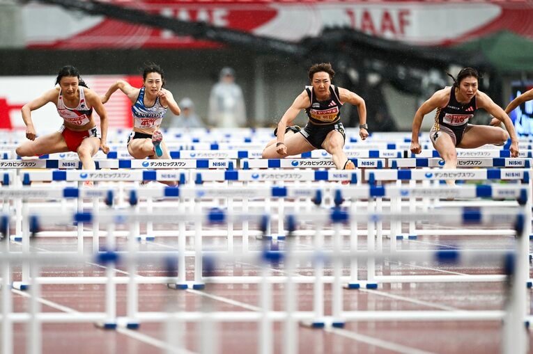 6月に行われた日本選手権のレースでの寺田選手。34歳ながら3位に食い込んだ　©Asami Enomoto