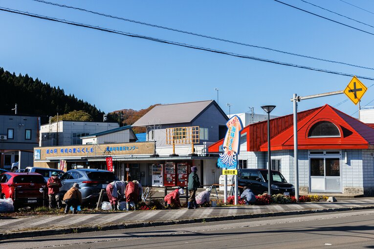 そういえばバス停の前にもスルメの看板があった