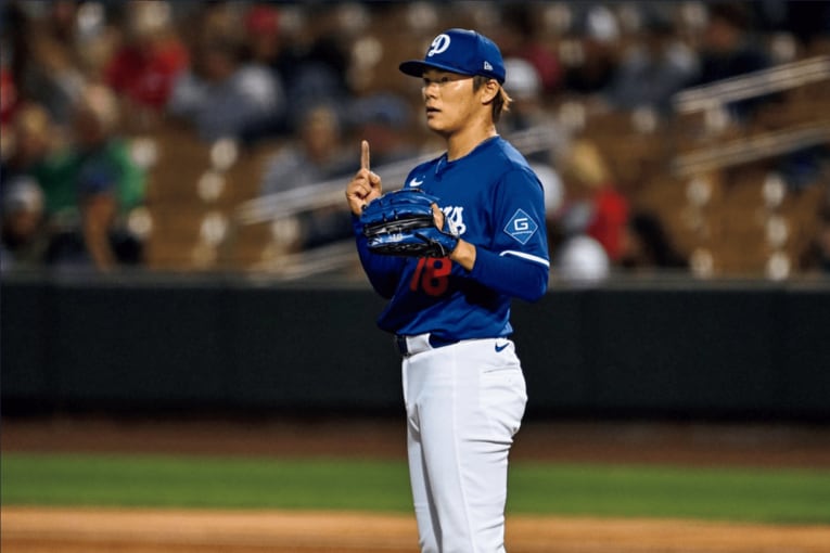 山本由伸（やまもと・よしのぶ）／1998年8月17日生、岡山県出身。都城高から'17年にドラフト4位でオリックス入団。'21年から史上初の3年連続投手4冠。'24年にはドジャースに移籍して7勝2敗。178cm、80kg　©Nanae Suzuki