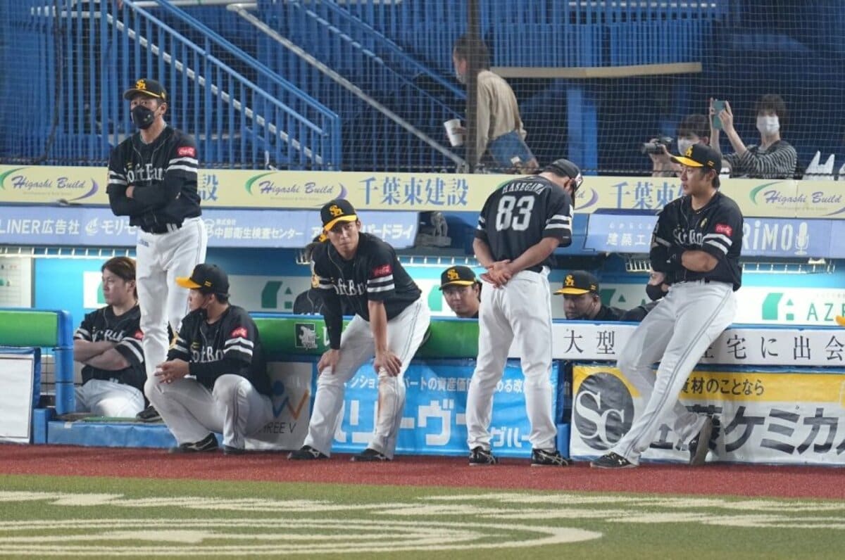 最強軍団・ソフトバンクが泣き崩れた「10.2最終決戦」…2つの史上