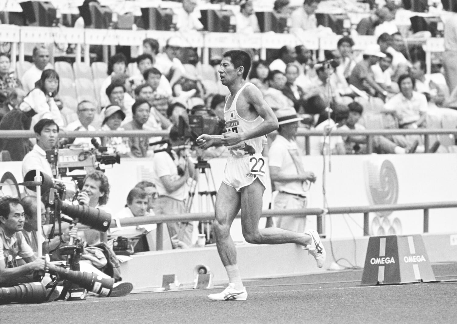 遠藤は後に1988年のソウル五輪に1万ｍの代表として出場　©JIJI PRESS