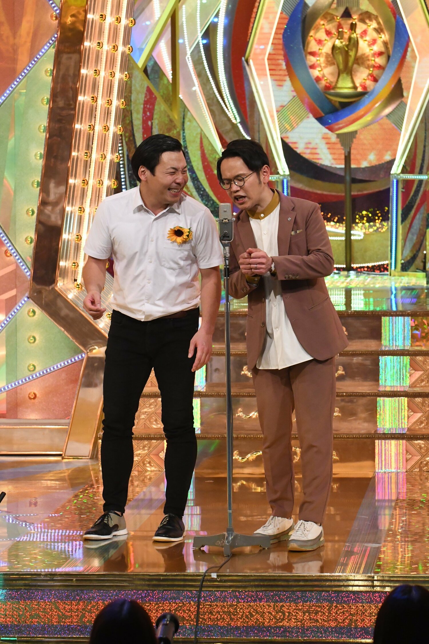 最終決戦では「もっと売れたい」のネタを披露。上沼恵美子からの1票を得たものの錦鯉に敗れ、3位に　©M-1グランプリ事務局