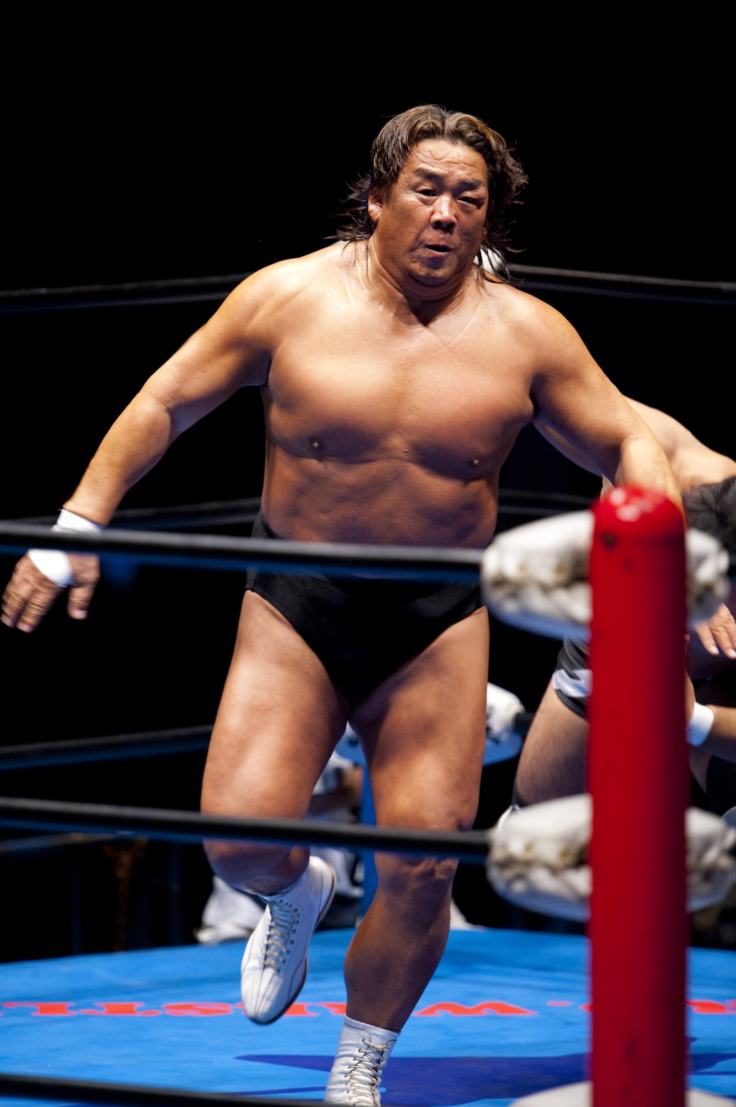 長瀬智也とリンクする 俺の家の話 介護 プロレス 伝統芸能 が ただのコメディドラマ ではない理由 プロレス Number Web ナンバー 長瀬智也とリンクする 俺の家の話 介護 プロレス 伝統芸能 が ただのコメディドラマ ではない理由 プロレス Number Web ナンバー