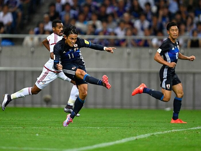 代表の左ウイングをめぐる四つ巴。宇佐美貴史、勝ち点に直結する自信。＜Number Web＞ photograph by Takuya Sugiyama