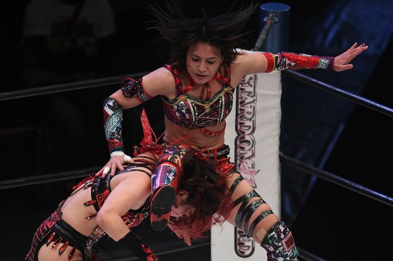 朱里は12月29日の両国国技館で林下詩美から赤いベルトを奪取した