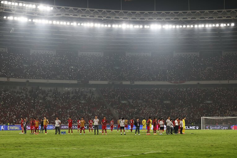 インドネシアは試合後、ファンとチームが一体化する“恒例行事”をしている　©Getty Images