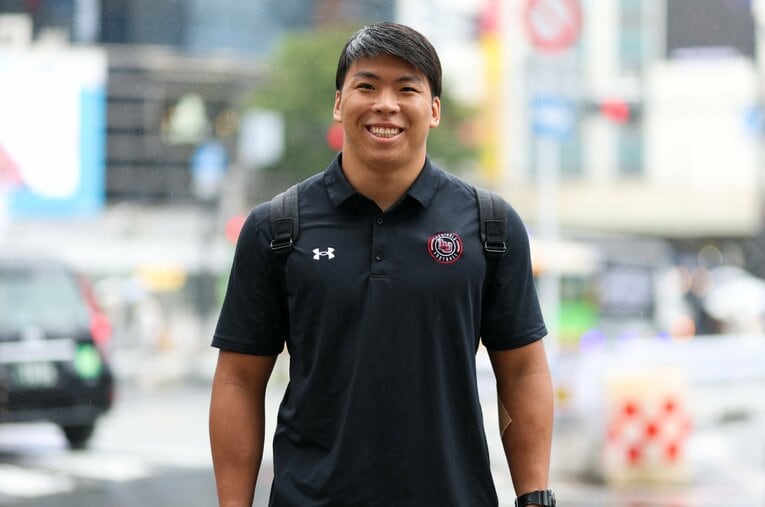 インタビューに応える吉川。なぜ日本人にとってNFLは高い壁になっているのだろうか？　©Naoki Kitagawa