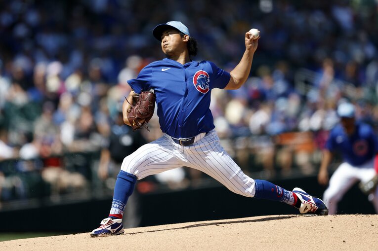 オープン戦で投球する今永　©Getty Images