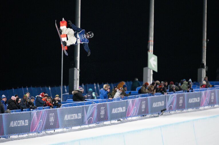 ミラノ五輪男子ハープパイプ決勝【スワイプするとそのほかの写真もご覧になれます】　©Nanae Suzuki／JMPA