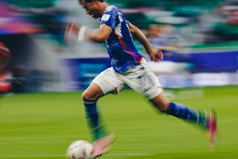 アジア杯バーレーン戦「三笘の超幻惑ドリブル」写真セレクション（全20枚中の5枚目）　©Kiichi Matsumoto　