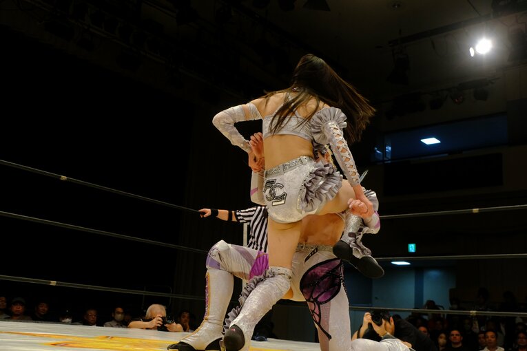高校3年生の女子プロレスラー・心希（しんの）【スワイプするとそのほかの写真もご覧になれます】©Norihiro Hashimoto