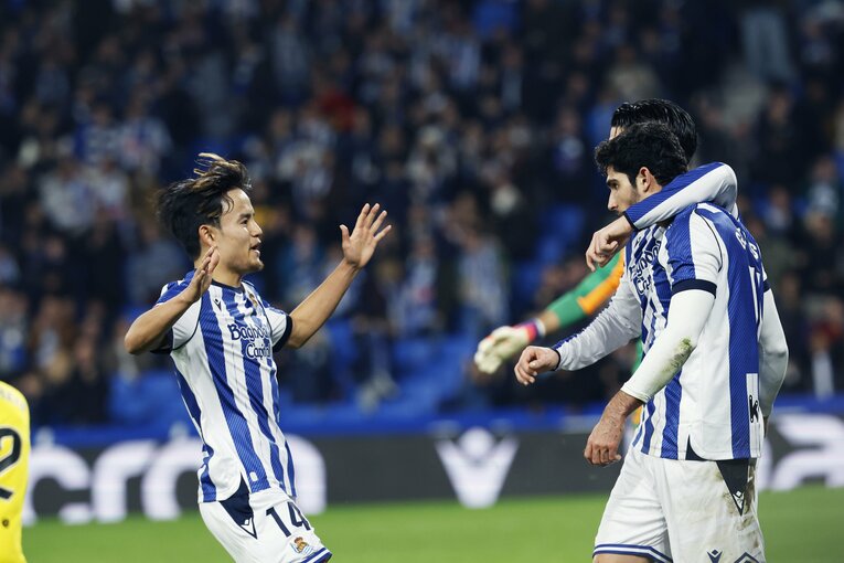 “監督解任”3連敗に傷心の久保建英「冬の移籍、さすがにない」と日本代表戦後に語ったが…「大ブーイングのサポーターに感謝」ソシエダ危機のリアル(10)