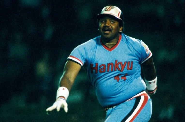 ブーマー／阪急 ／ photograph by Naoya Sanuki