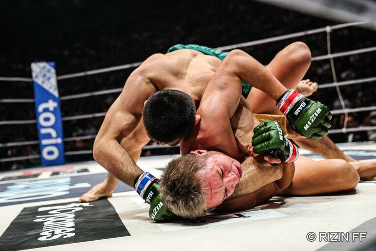 ラジャブアリ・シェイドゥラエフvs.久保優太　©RIZIN FF