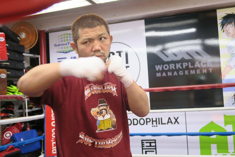 五輪前夜の対戦が決まり、トレーニングに励む渡慶次　©Tetsuya Urabe