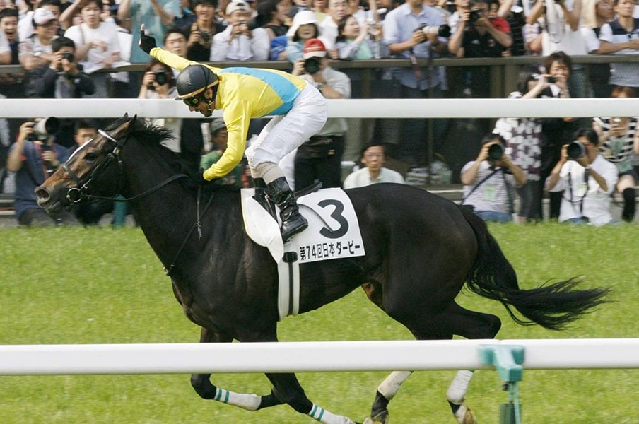 絵になる男・四位洋文の引退式。GIを15勝、「次は調教師として」。<Number Web> photograph by Kyodo News