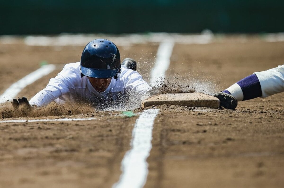 夏の大会は残酷です 今日で高校野球最後の3年生がいますから 人口7000人 離島野球部の 快進撃 を止めた あるシード校監督の告白 高校野球 Number Web ナンバー