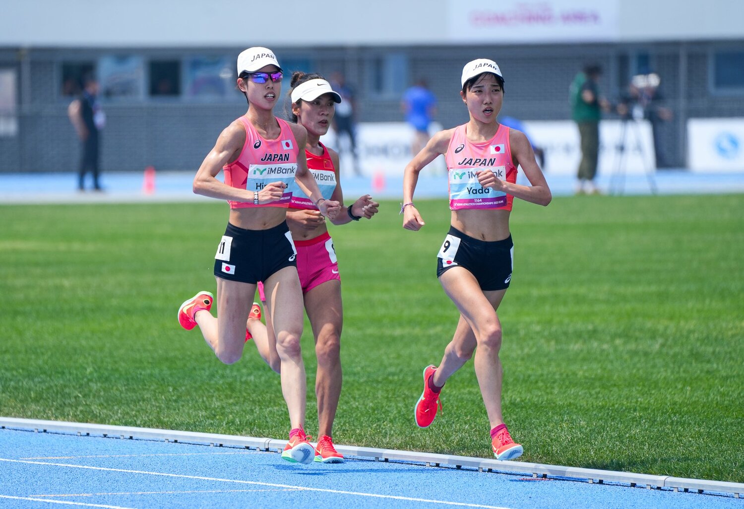 翌日の再レースは打って変わって快晴に ©Satoshi Wada